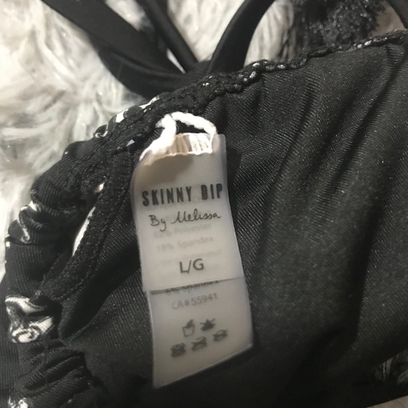 Skinny Dip Triangle Bikini Top 👙 - Picture 3 of 3